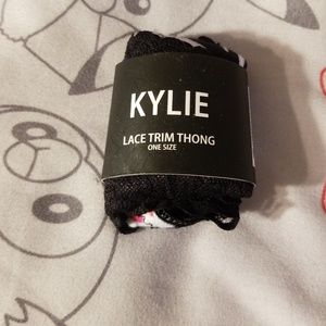 KYLIE Lace Trim Thong One Size